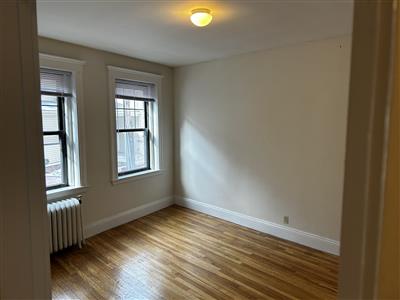 1558 Massachusetts Ave, Neighborhood Nine