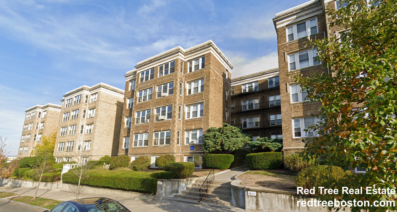 1634 Commonwealth Ave, Brighton