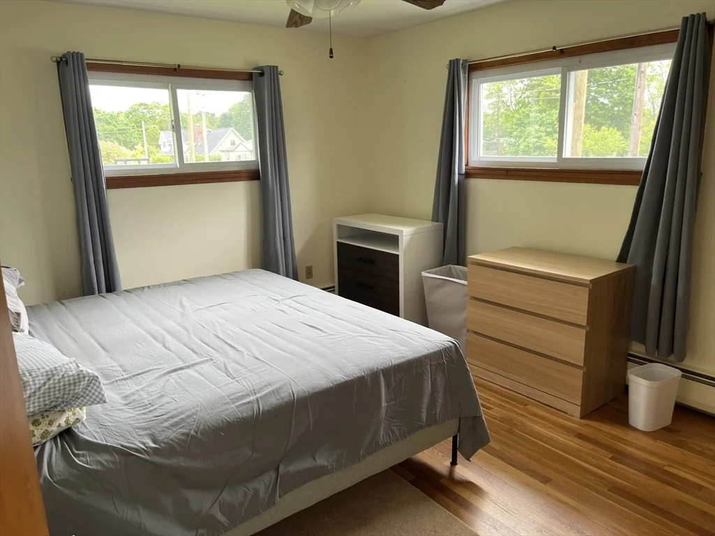 32 Harriet Ave, Shrewsbury