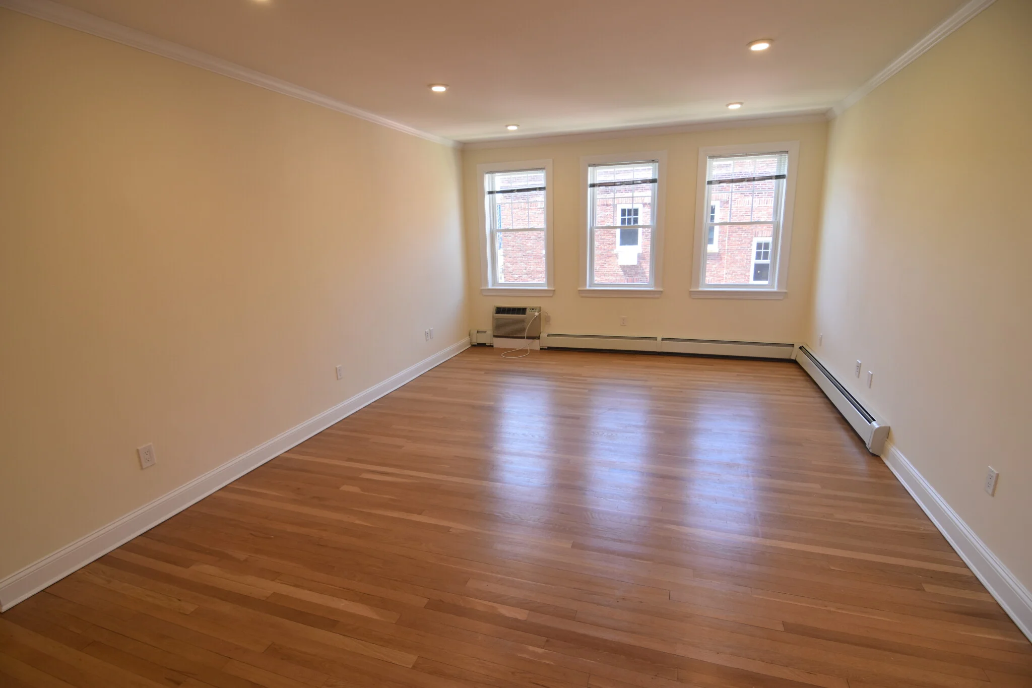37 Auburn St, Coolidge Corner