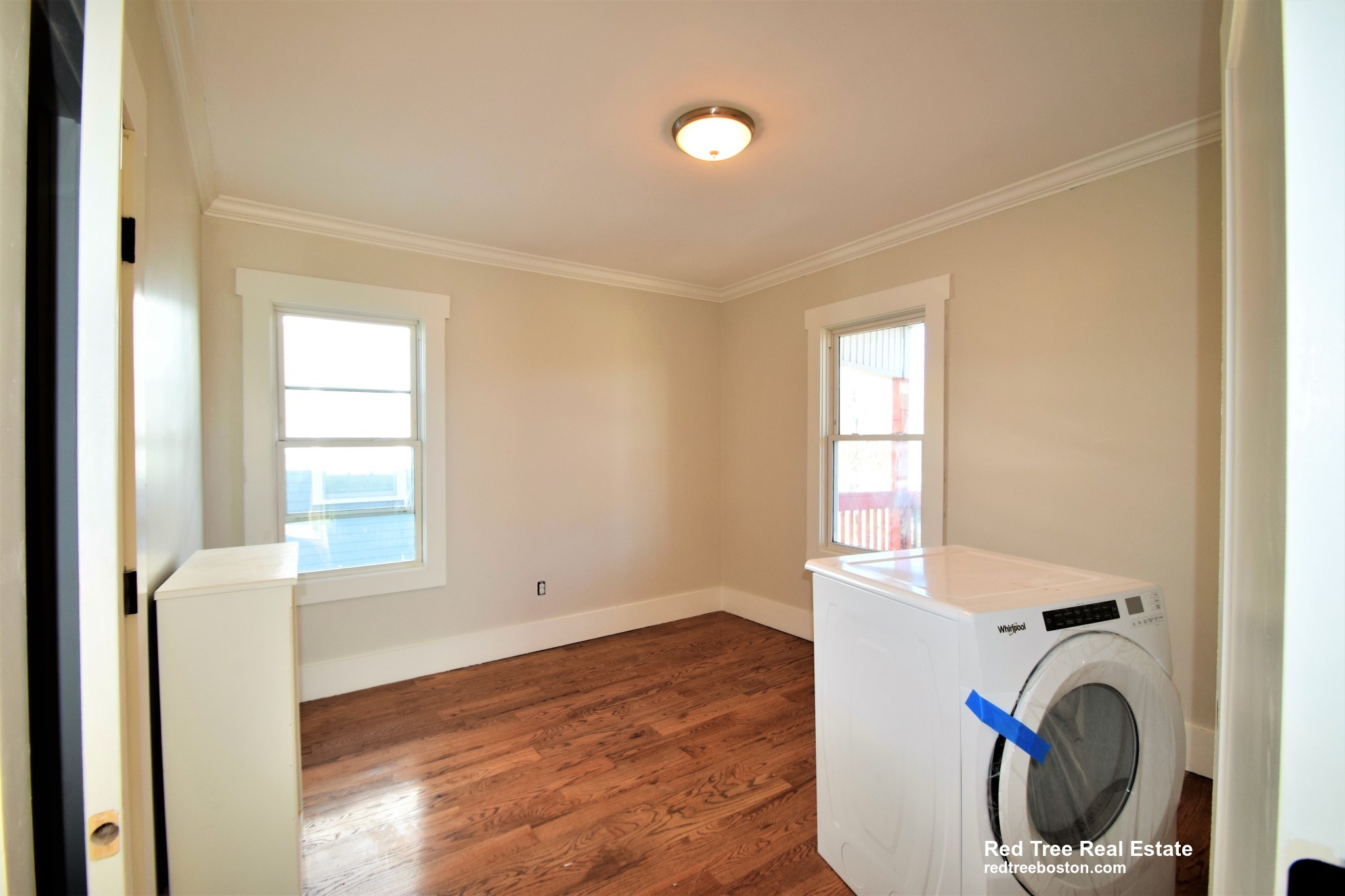 3916 Washington St, Roslindale