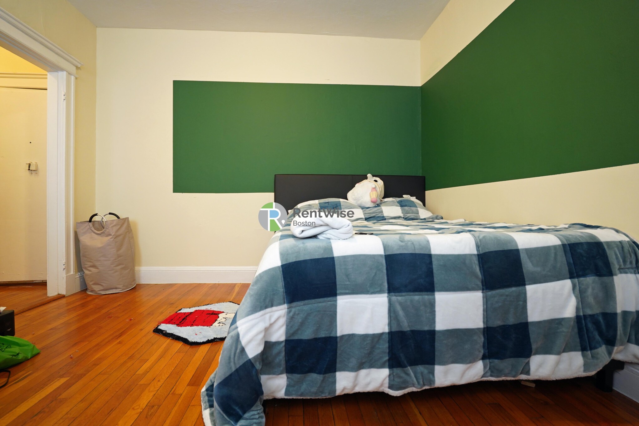 225 Kelton St, Allston