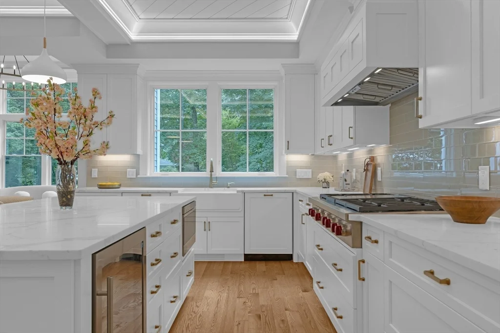 18 Sprague Rd, Wellesley Hills