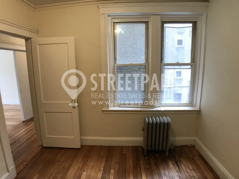 1179 Boylston St, Fenway