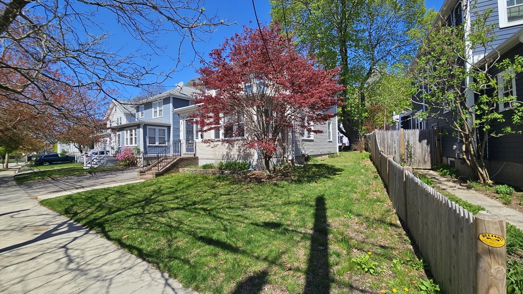 22 Loveland, Brookline