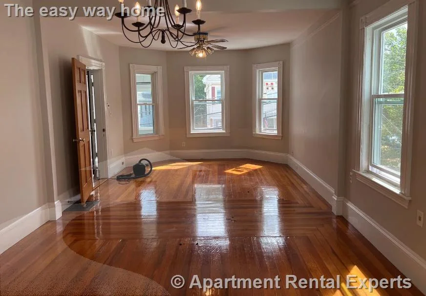 16 Edward T Sullivan Rd, West Cambridge