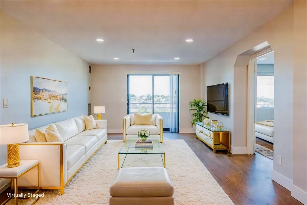 376 Ocean Ave, Revere Beach