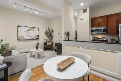 59 Fort Ave, Roxbury