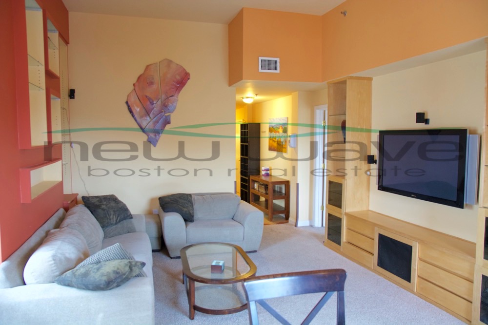 636 Beacon St, Fenway