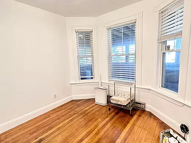 1.5 bed, 1 bath apartment for rent at 249 Summer St Unit 1, Malden — photo 5 of 5