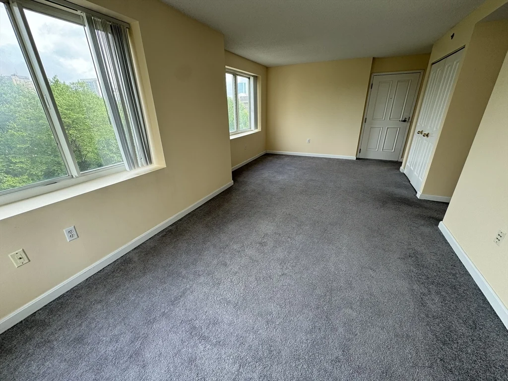 8 Museum Way, East Cambridge