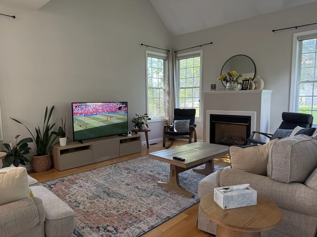 73 Odonnell Ave, Shrewsbury
