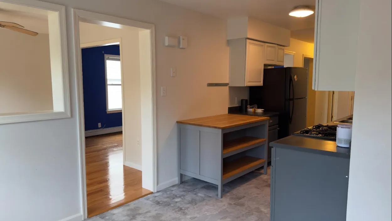 9 Irving St, West Medford