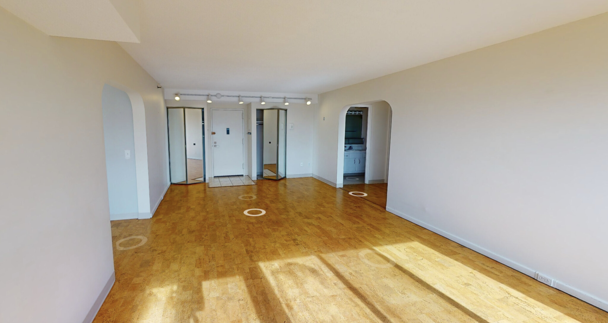 1731 Beacon St, Washington Square