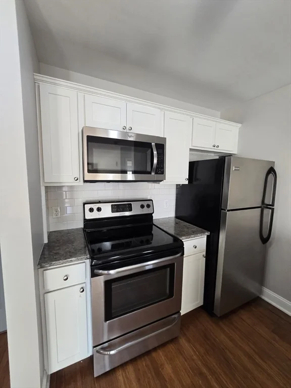 9 Needhams Landing Rd, Lynn
