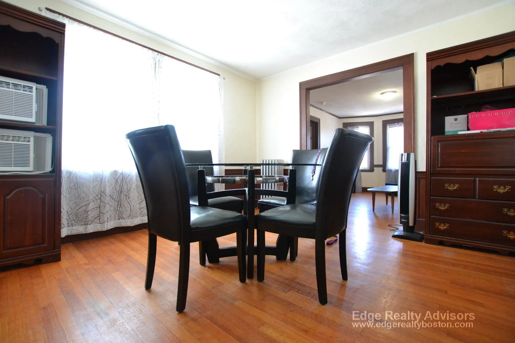 58 Brock St, Oak Square