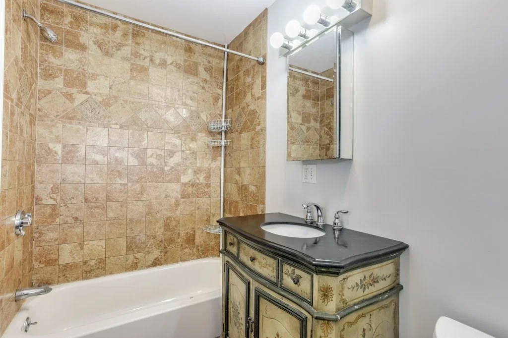 77 Adams St, Tufts University