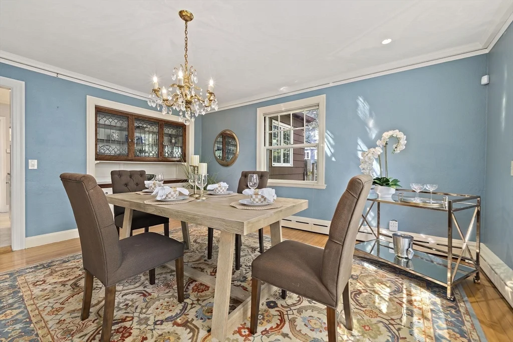 19 Ridge Rd, Newton