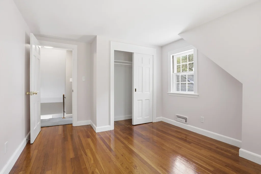 11 Sherman Bridge Rd, Wayland