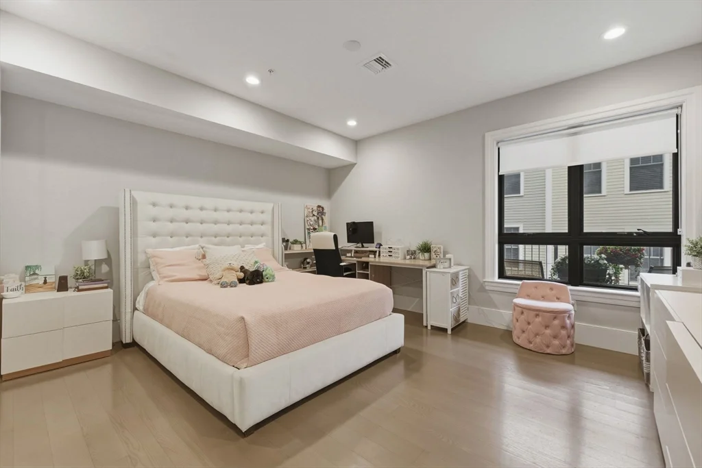 377 West First St, South Boston