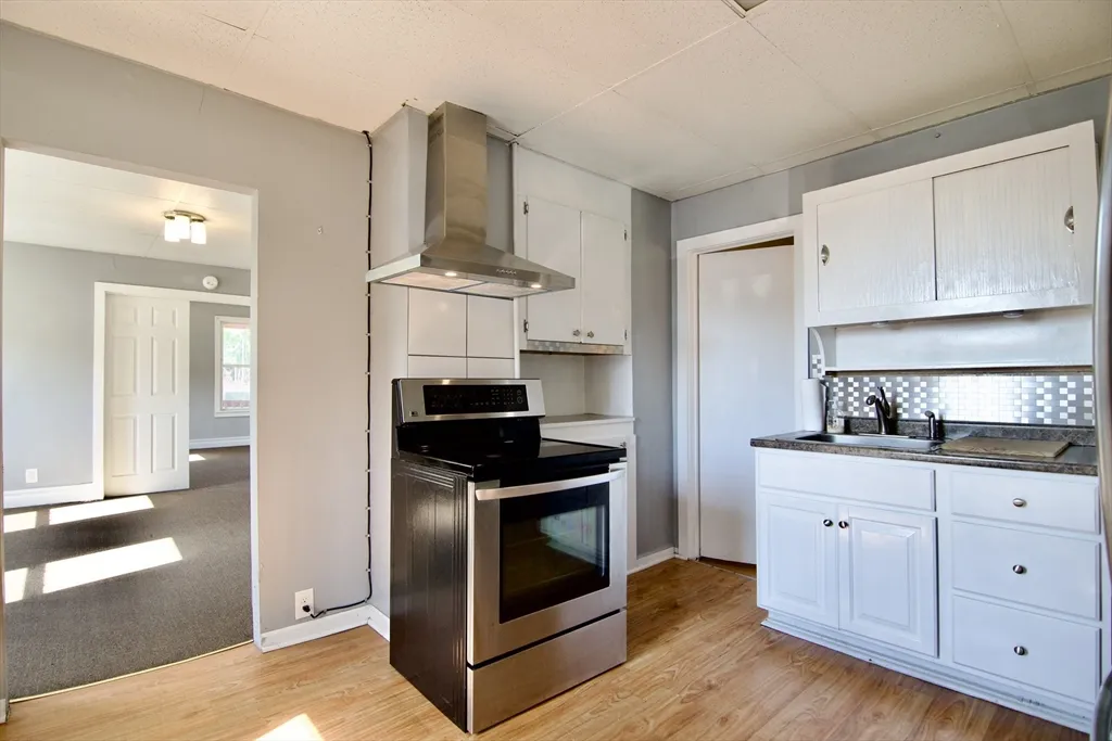 425 Taylor St, Springfield