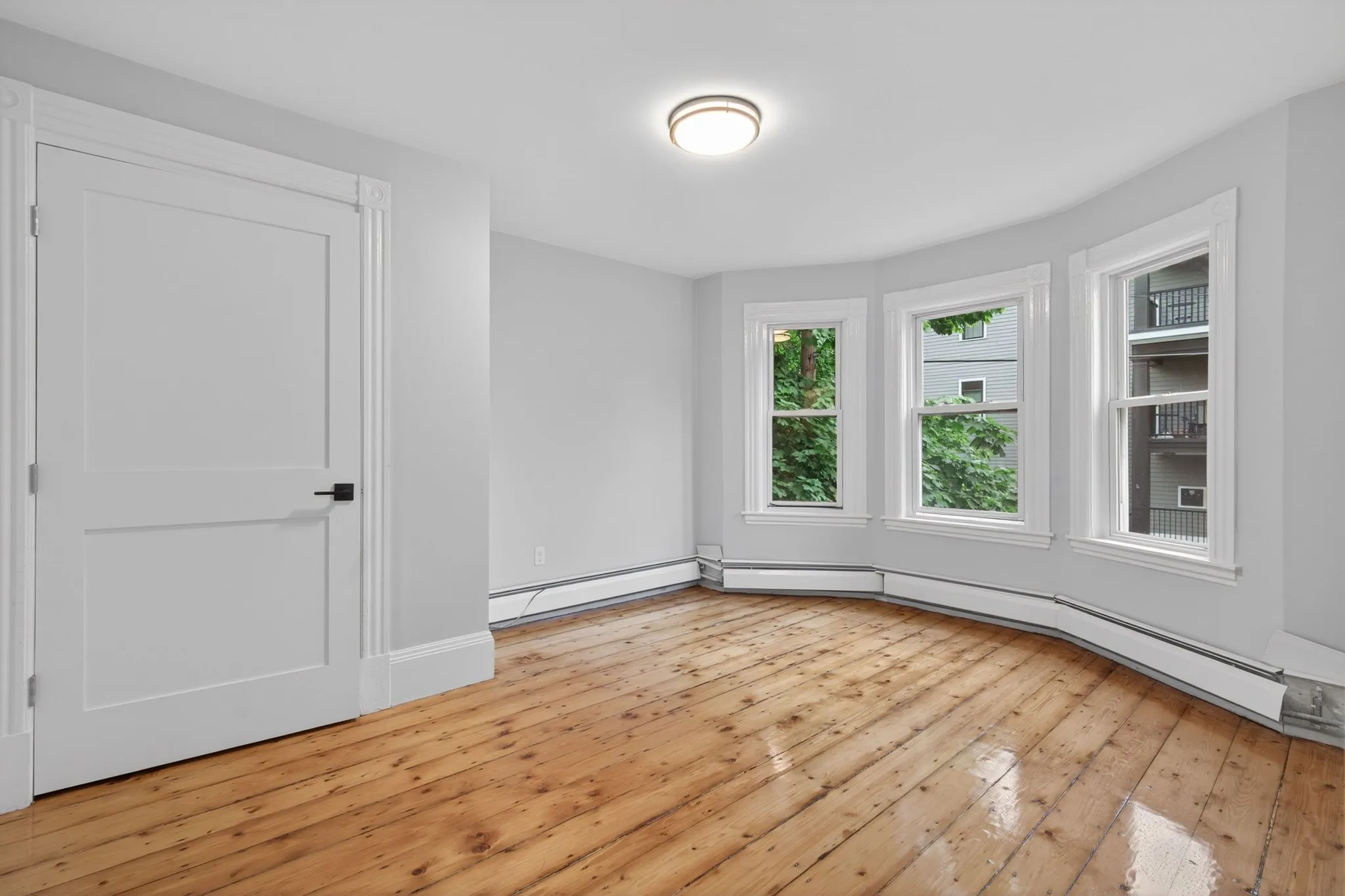 114 Woodstock St, West Somerville
