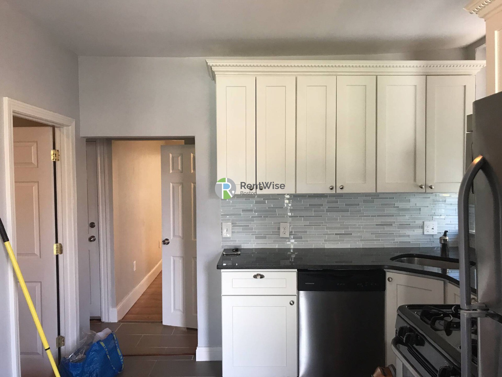 20 Chelsea Ter, East Boston