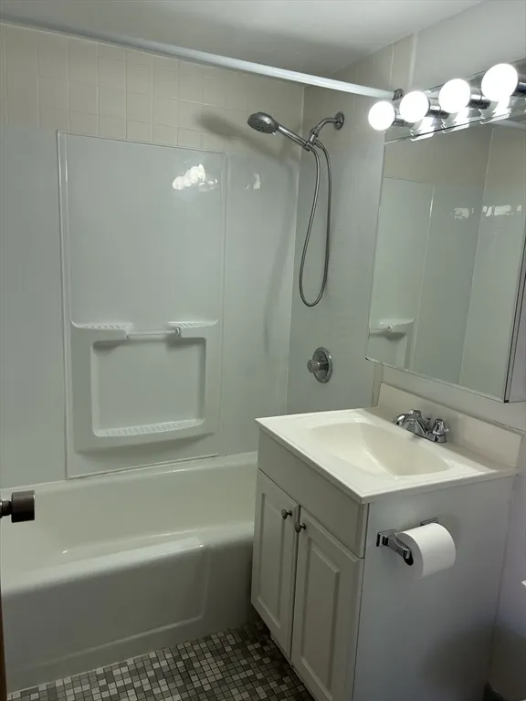 872 Massachusetts Ave, Central Square