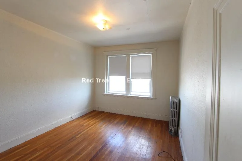 1810 Commonwealth Ave, Brighton