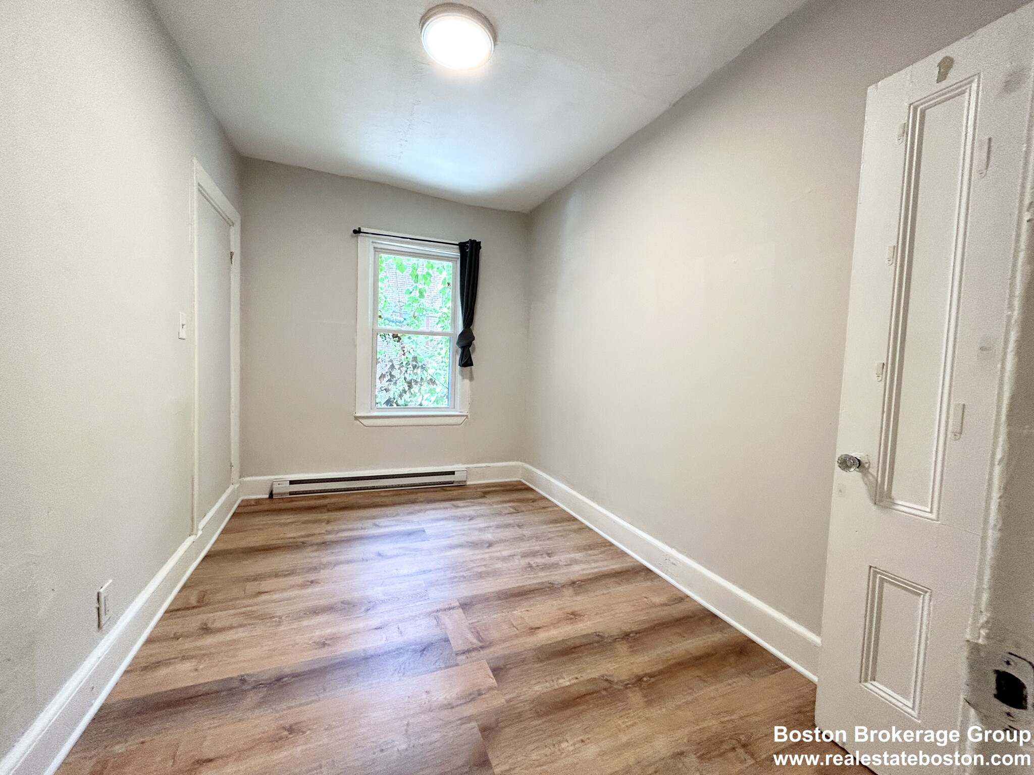 7 Warwick St, Roxbury