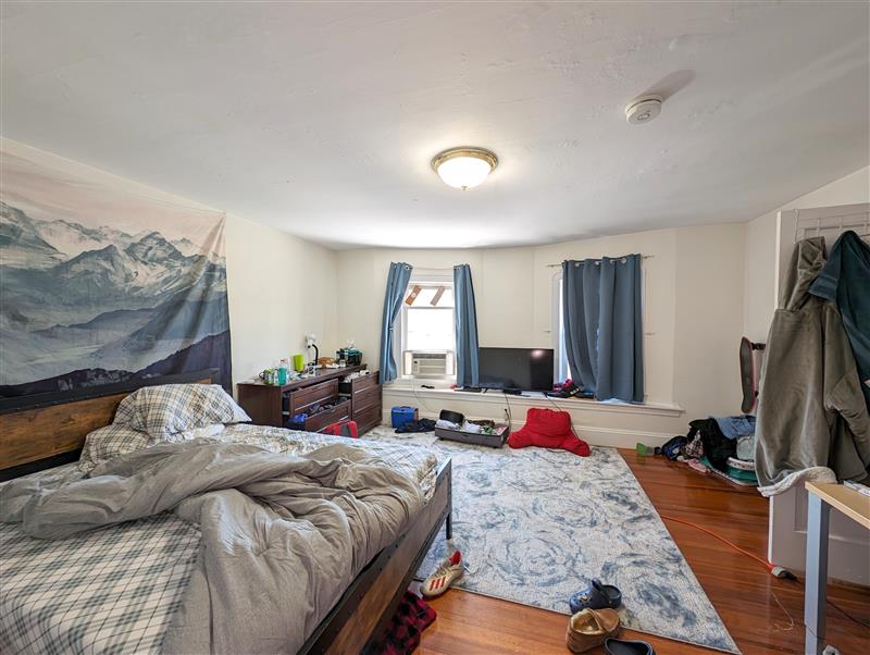 15 Paulina St, Tufts