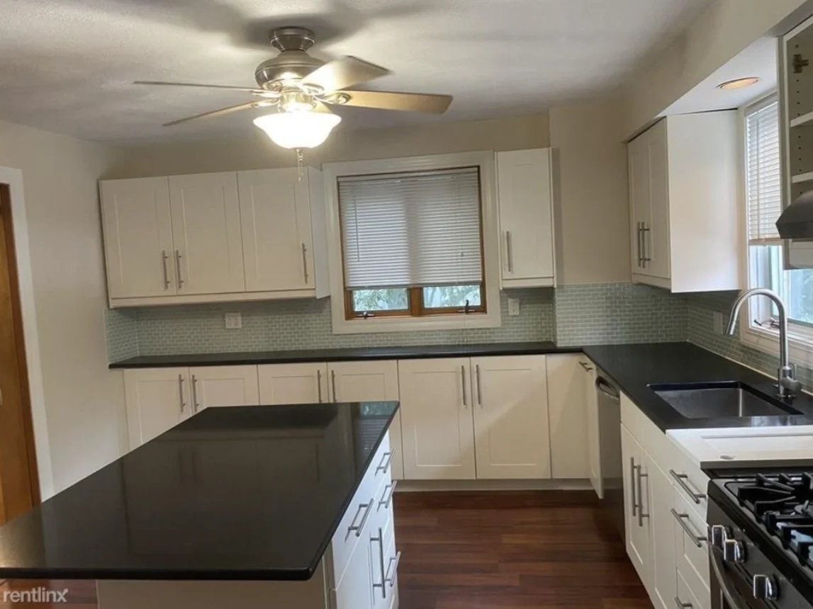 60 Homer Ave, West Cambridge