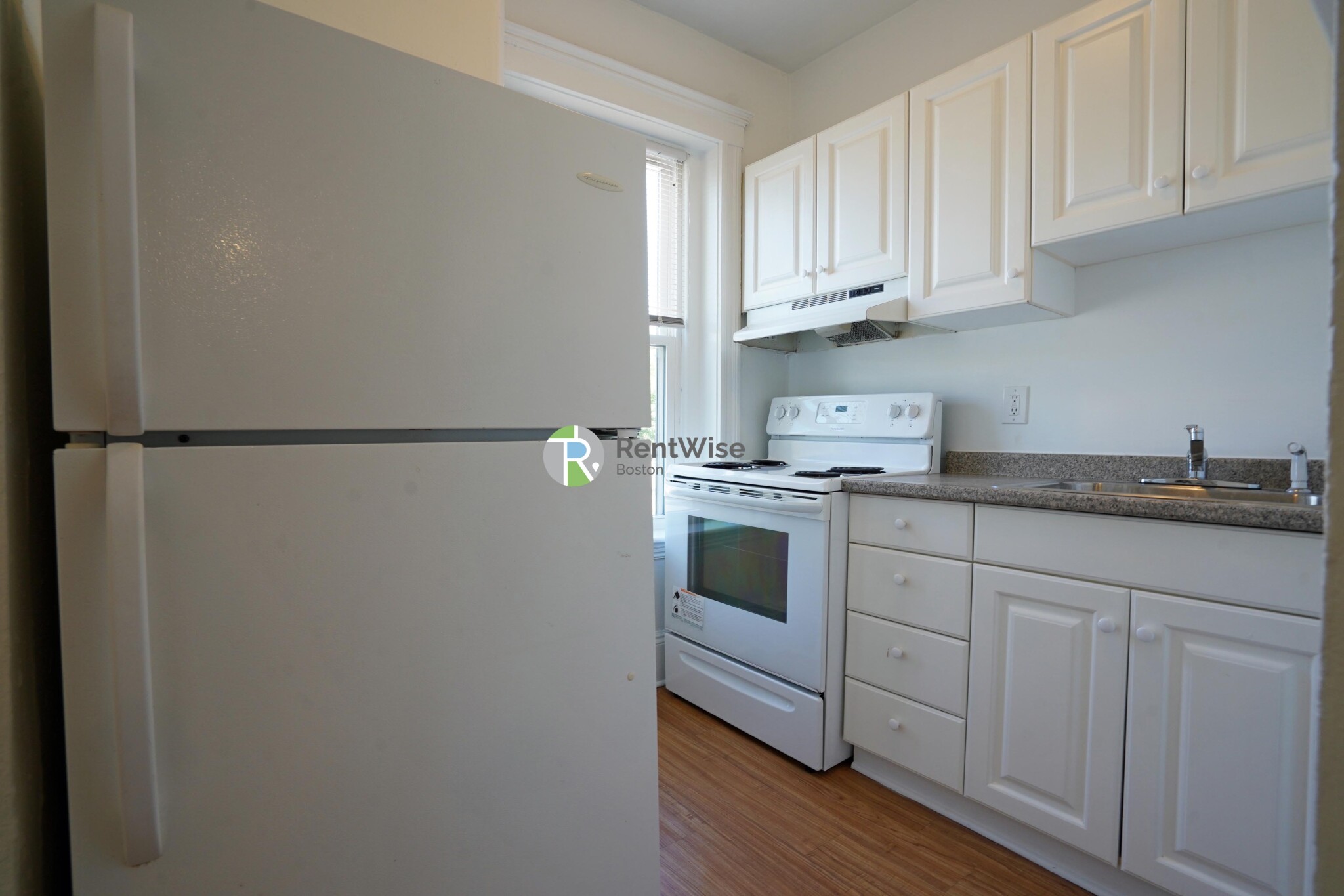 1322 Commonwealth Ave, Brighton