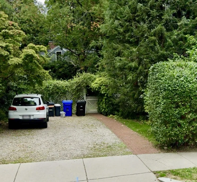 22 Oakland Rd, High Street Hill