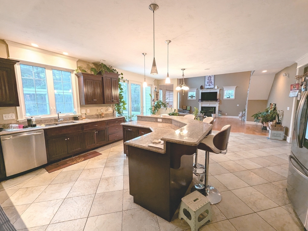 19 Plain St, Franklin