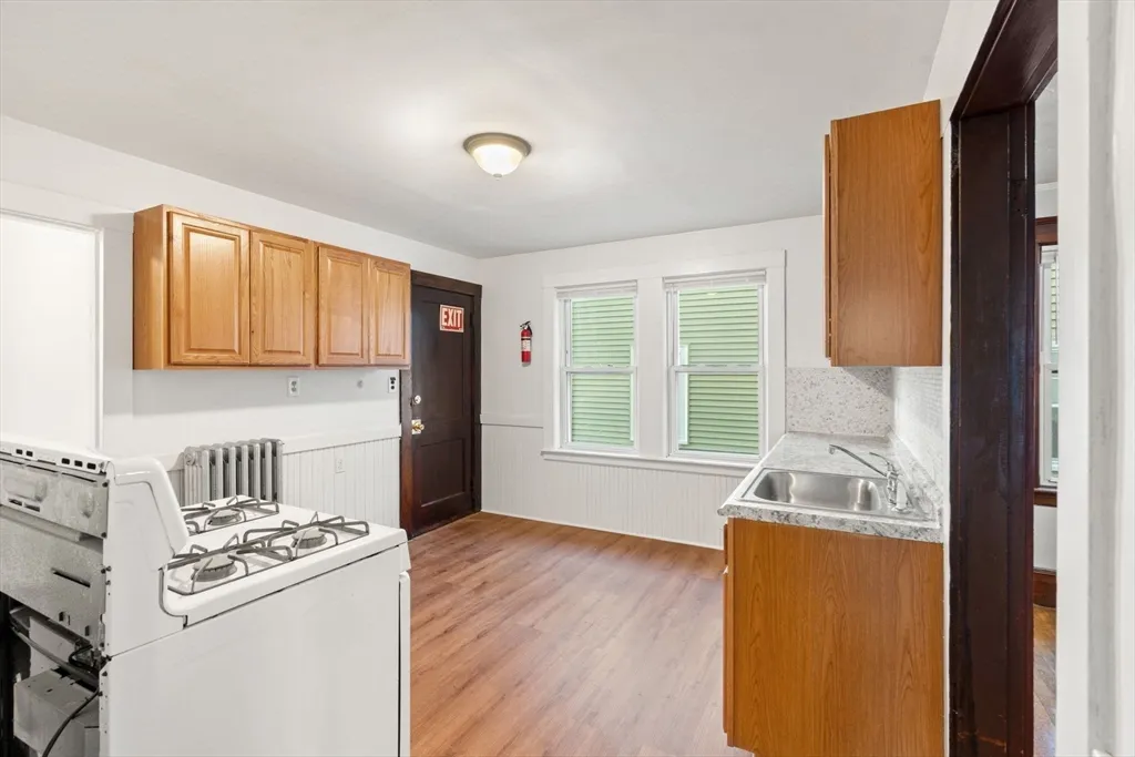 7 Rockwell, Dorchester