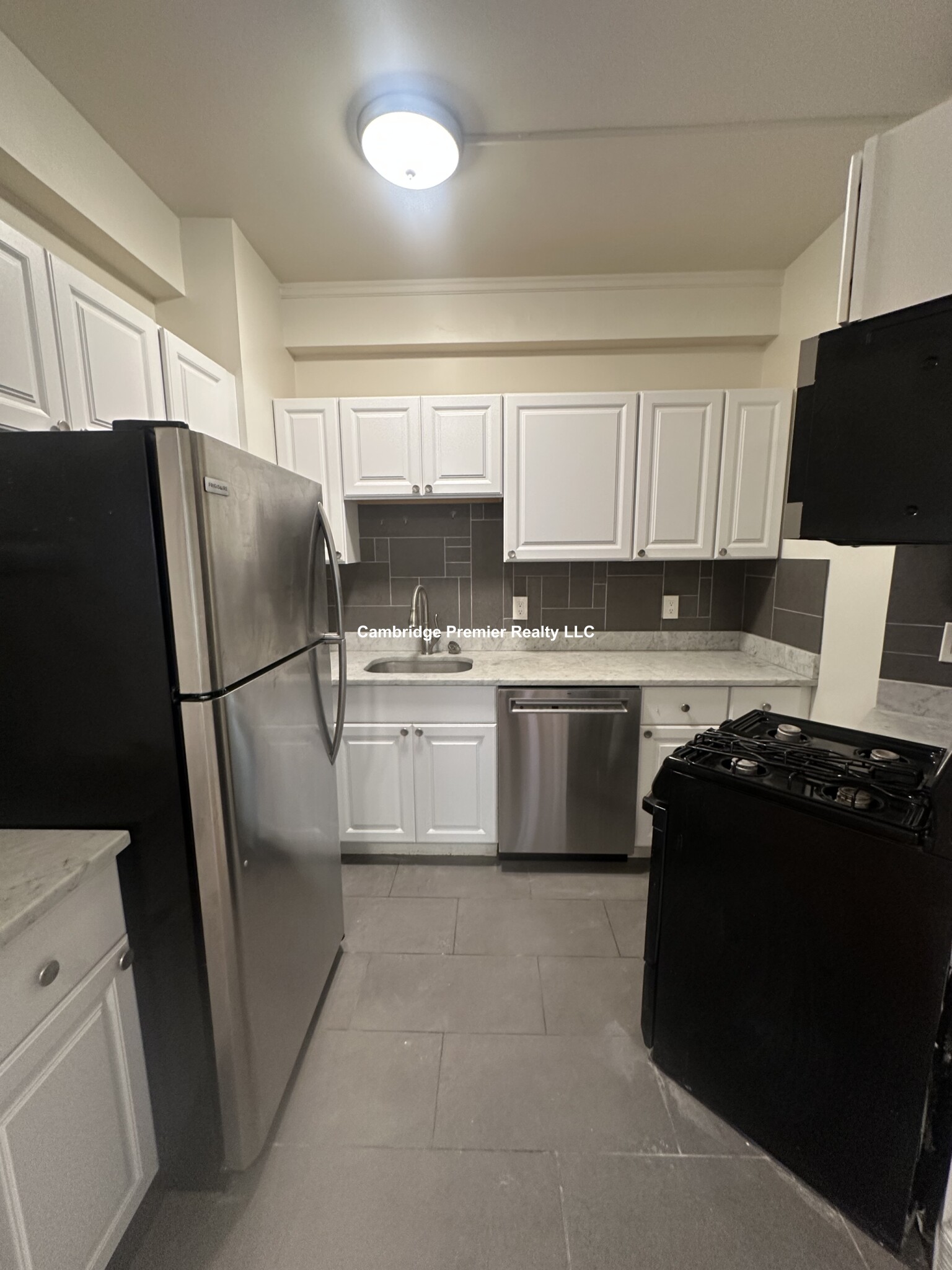 19 Garden St, Neighborhood Nine