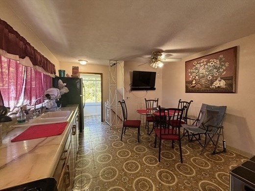 253 Fellsway W, North Medford