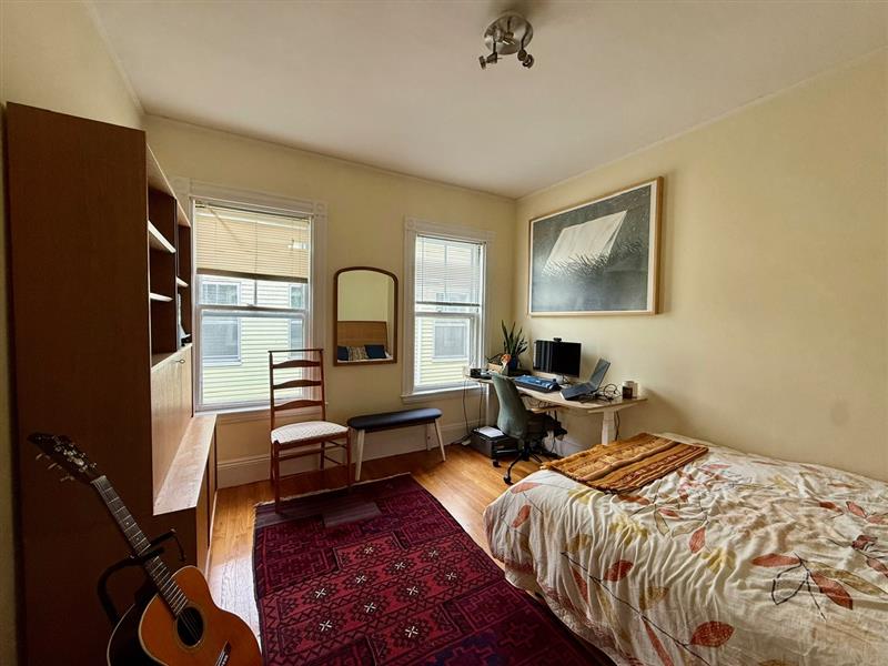 67 Highland Ave, Mid-Cambridge