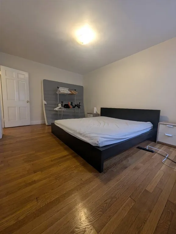 395 Broadway, Mid-Cambridge