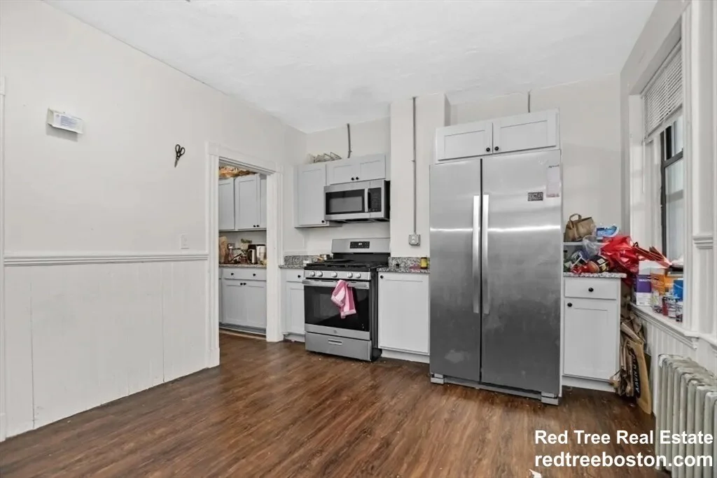 868 Huntington Ave, Coolidge Corner
