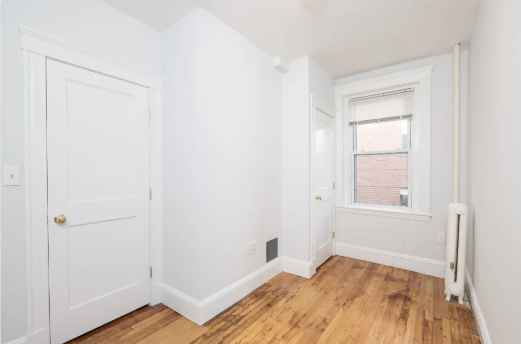 49 Worthington St, Mission Hill