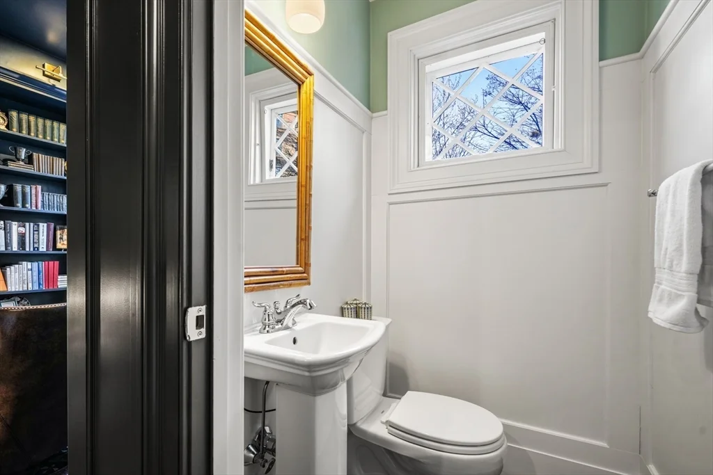 3 Mt Vernon Sq, Beacon Hill