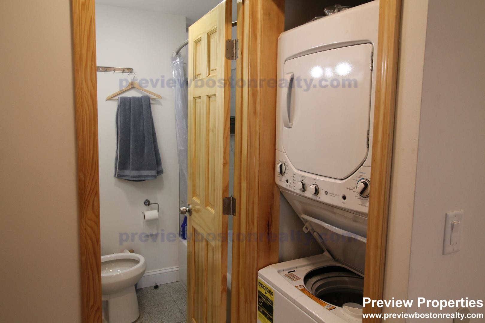 20 Winthrop St, Roxbury