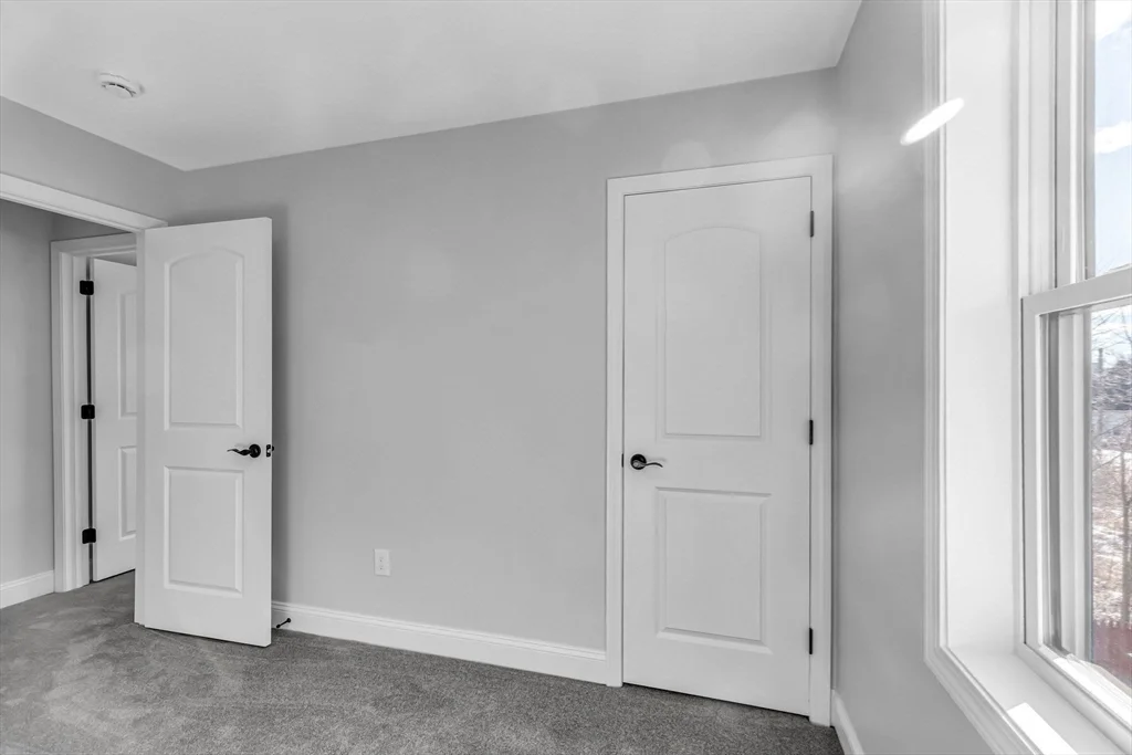 213 Pine St, Springfield