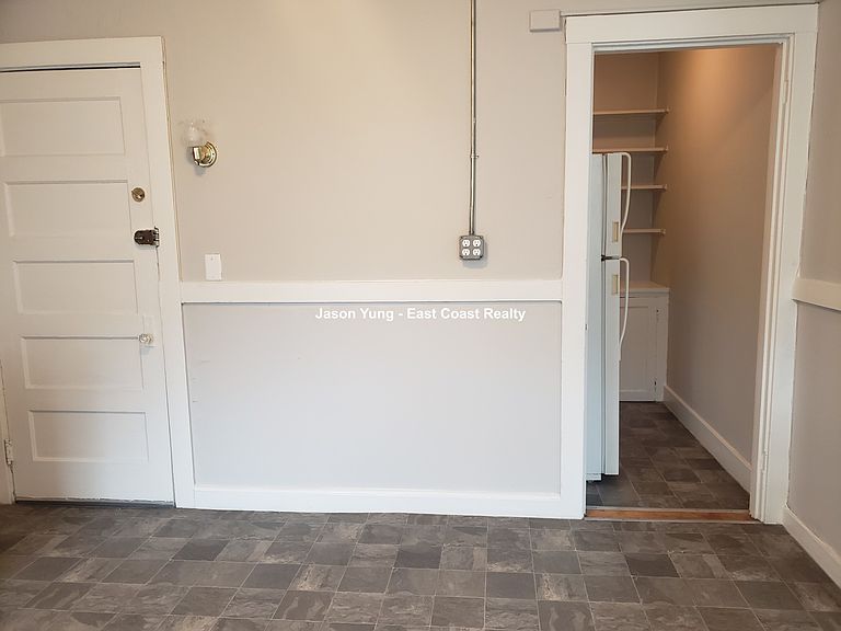 3 bed, 1 bath apartment for rent at 228 South St Unit 5A, Jamaica Plain — photo 15 of 18