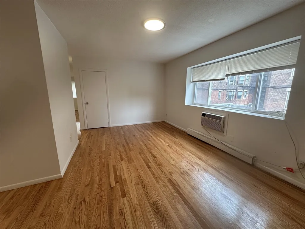 10 Scottfield Rd, Allston