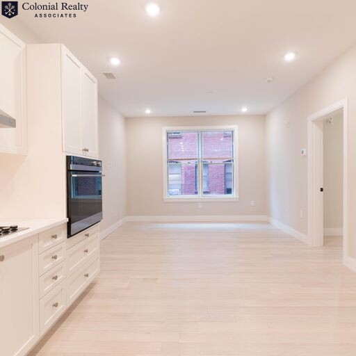 205 Green St, Jamaica Plain