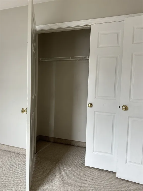 86 E Howard St, Quincy