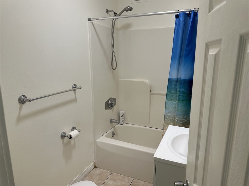 14 Hooper, Worcester